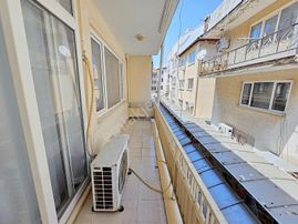 Marvera'dan Çarşı İçinde 3+1 Full Eşyalı Ara Kat Geniş Daire