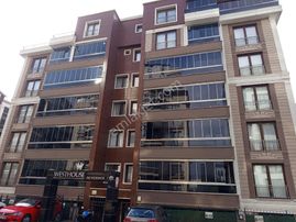 23 Nisan Mah. 3+1 Ebeveyn Banyolu Yüzme Havuzlu Satılık Daire