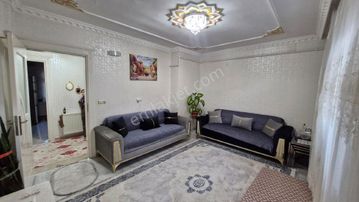 Emir Emlak Ve Gayrimenkulden Yeşilevler Mahallesinde Müstakil Ev