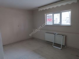 Yenişehir Merkezde Satılık 3 Artı 1 Güneşli İçi Yapılı 3 Artı 1 Satılık Yarı Bodrum Kat Daire