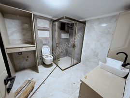 Emlak Center'dan Tunca Mah Satılık 2+1 Ara Kat Daire