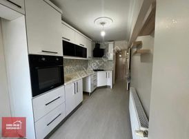 Soma Emlak* Satılık Faik Usta Mevkii 3+1 Bakımlı Daire