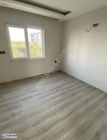 Yeniköy De Yüksek Giriş Sıfır 2+1 Daire