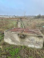 Serhatlı'dan Yiğitköyde Asfalt Üzerinde Değerli Tarla