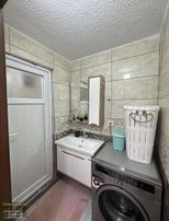 Akhisar Mahallesinde Satılık 3+1 Ara Kat Lüks Daire