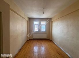 Orhan Gazi'den Selçuklu Mehmet Akif Mh. Asansörlü Fırsat Daire!.