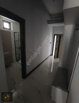 Karakeçili Caddesi Üzerinde Sıfır Binada