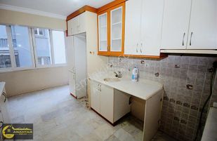 Türk Koleji Yakını Arakat D.gazlı Asansörlü Bakımlı 3+1 Daire