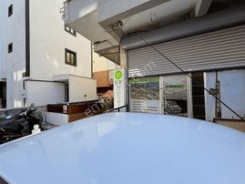 Atatürk Cad. 20 M Mesafede 43 M2 Düz Giriş Dükkan