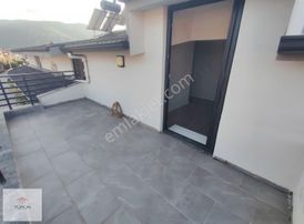 Tuzla Mah.'de 4+1, 3 Banyo, Yerden Isıtmalı, Asansörlü