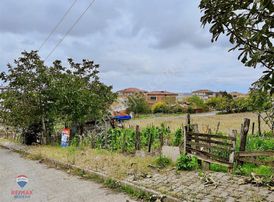 Remax Yasin'den Satılık Konut İmarlı Arsa