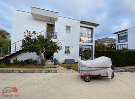 Doğuş Emlak'tan Nezih Havuzlu Site İçerisinde Bahçe Katı 2+1