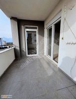 Sinan Efendi Emlak'dan Ünsal Mah Kiralık 3+1 135 M2siteiçi Daire