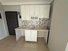 Gürselpaşa’da Havuzlu Sitede Ferah 1+1 Kiralık Daire