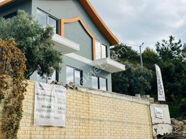 Behçeli Müstakil Dubleks 4+1 200 M2 Yeni Bina