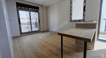 Finike Kum Mah.sahil Bandında Deniz Manzaralı Satılık 1+1 Daire!