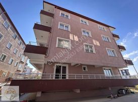 Sinanoğlu'dan H.ilyas'ta Kiralık Site İçerisinde Geniş Daire