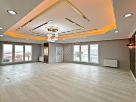 Balıkyolu Mahallesinde İskanlı Oturuma Hazır Krediye Uygun Daire