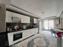 Pursaklar Mehmet Zengin Emlak'tan Otoparklı Lüks Sitede 3.kat 4+1 Hastane Yakını