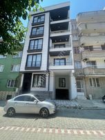 Yüksel'den Satılık Edremit Merkez'de Ön Cephe Arakat 1+1 Daire