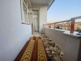 Yeğenoğlu Caddesi Üzeri Çok Cepheli Aydınlık 4+1 Geniş Daire