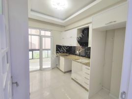 Beykent'te Pazar Yerine 2+1 Bakımlı Lüks Daire