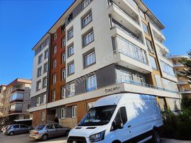 Topraklık Kuran Kursu Yanı Kapalı Otoparklı 2+1 Daire