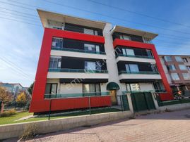 Farabi Hastanesi Japon Parkı Yanında Cadde Üzerinde 1+1 Daire