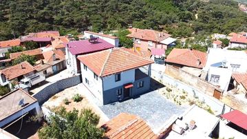 🔴 Aktiften Pelitköyde Geniş Bahçeli Satılık 3+1 Müstalik Ev 🔴