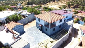 🔴 Aktiften Pelitköyde Geniş Bahçeli Satılık 3+1 Müstalik Ev 🔴