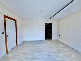 Çiftçioğullarından▃okullar Bölgesi Lüx Site İçerisinde 4+1 Daire