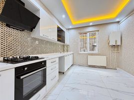 Çiftçioğullarından▃duru Tıp Yakını Full Yapılı Asansörlü 2+1