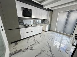 Yenikent Fevzi Çakmak Mh'de 4+1 Arakat Merkezi Konumda Satılık Lüx Daire