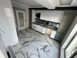 Yenikent Fevzi Çakmak Mh'de 4+1 Arakat Merkezi Konumda Satılık Lüx Daire