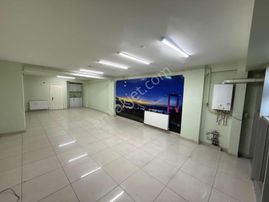 Gümüş Grouptan Belediyenin Yanında Ön Cephe Satılık Ofis