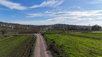 Adapazarı Camili'de 657 M² Düz Arazi