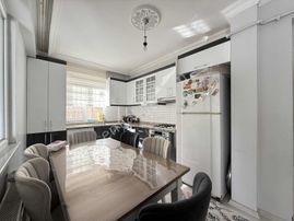 Çetin Gayrimenkul'den Nfk Ve Sosyete Pazarı Civarı Satılık 3+1