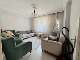 Çetin Gayrimenkul'den Nfk Ve Sosyete Pazarı Civarı Satılık 3+1