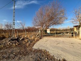 Öz Gaye Emlaktan Develi Güneyaşağı Kalealtı Mevkiinde Satılık Bağ Evi