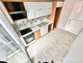 ꧁ay Emlaktan꧂akçay Merkezde Geniş Kapalı Balkonlu 6 Yaşında Satılık 2+1 Lüks Daire