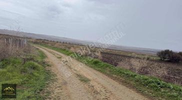 Silivri Fenerköy'de 120m2 Yol Boyu Köye Yakın Satılık Tarla