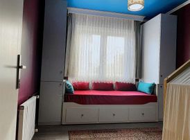 Eryamanın En Gözde Sitesinde, Tamamen Yenilenmiş Daire !