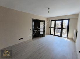 Ulus'tan 15 Temmuz Selçuklu'da 82 M2 2+1 Kiralık