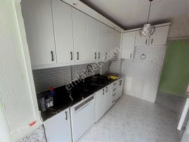 Bozyaka Pazaryeri Yakını 3+1 Asansörlü Doğalgazlı Arakat Kiralık