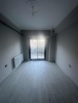 Bornova Kızılay Mah Arakat 2+1 Asansörlü Sıfır Daire