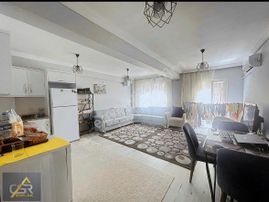 Karabağlar Ana Cadde Yakını 1+1 Eşyalı Kiralık Daire