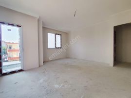 Soğanlık Metroya Yürüme 2+1 Farklı Kat Seçenekli - Kredi Limitsiz