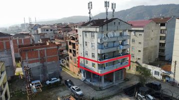 Trabzon Araklı Merkez'de Satılık 3+1 Daire