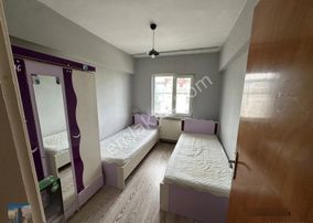 K00715 Ayhan Gezer'den İhsaniye Mh Site İçi 3+1 Kiralık Daire