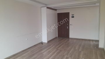 Aylık 22-yıllık 20 Mersin Mezitli 2+1 Merkezi Kiralık Daire